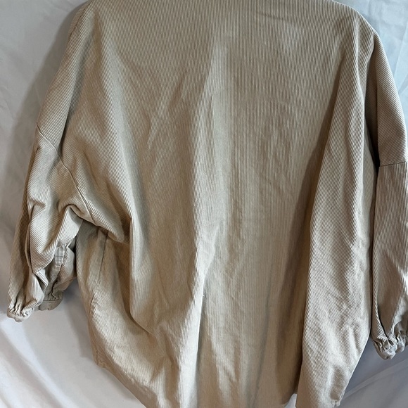 oversized shacket - Picture 2 of 5